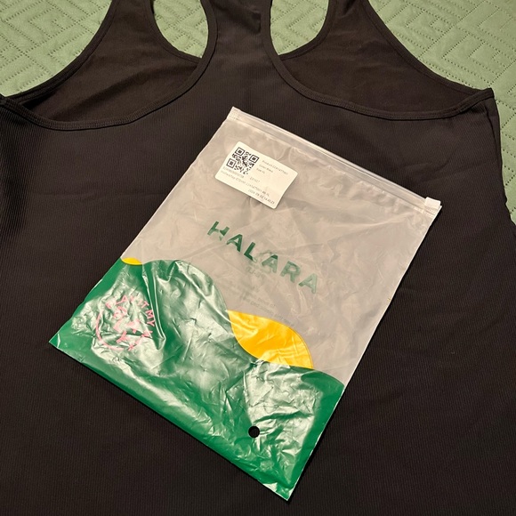 Halara Racerback Tank - Picture 4 of 5